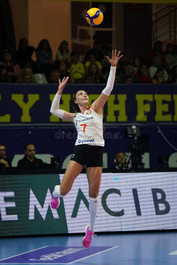 ISTANBUL, TURKIYE - NOVEMBER 02, 2022: Hande Baladin serves during Fenerbahce Opet vs Eczacibasi Dynavit Turkish Sultans League match in Burhan Felek Sport Hall