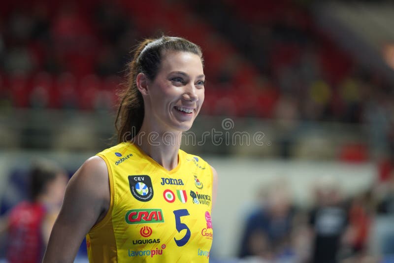 Campeonato Mundial De Vôlei Imoco Volley Conegliano Vs Gerdau Minas Fivb  Foto de Stock Editorial - Imagem de equipe, atleta: 288161348