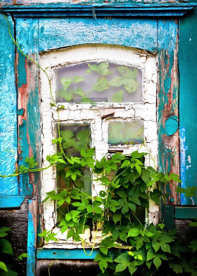 Fenster eines alten Hauses lizenzfreies stockfoto Fenster eines alten Hauses lizenzfreies stockfoto