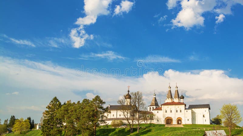 Ferapontov-Kloster in Vologda lizenzfreie stockfotos Ferapontov-Kloster in Vologda lizenzfreie stockfotos