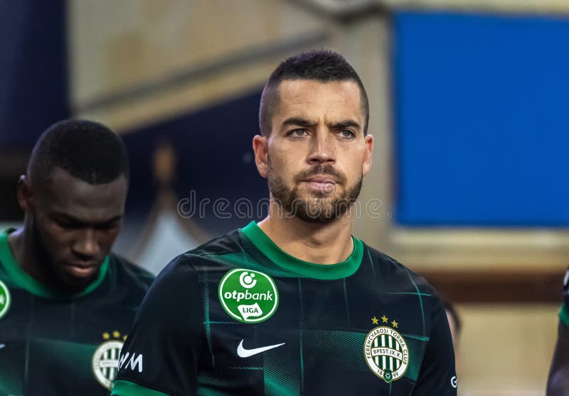 Ferencvarosi TC V Budapest Honved - Hungarian Football Cup 2-1 Editorial  Image - Image of sportsman, kupa: 85988835