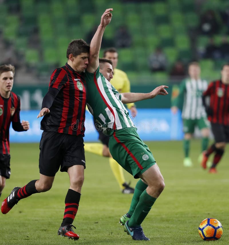 Ferencvarosi TC V Budapest Honved - Hungarian Football Cup 2-1 Editorial  Image - Image of sportsman, kupa: 85988835