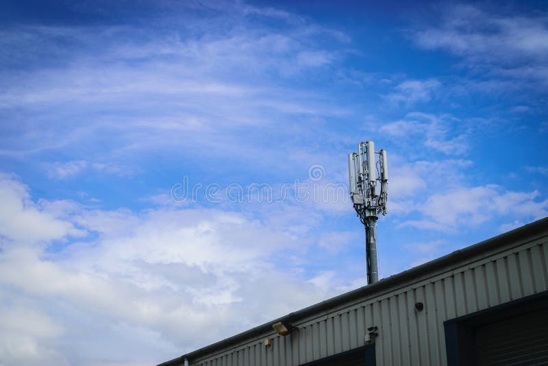 Forme En Gros Plan D'aileron De Requin D'antenne De GPS Sur Un