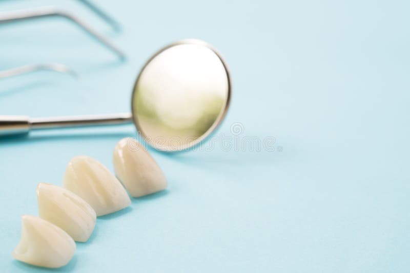 Ferramentas e teeths dentais fotos de stock royalty free Ferramentas e teeths dentais fotos de stock royalty free