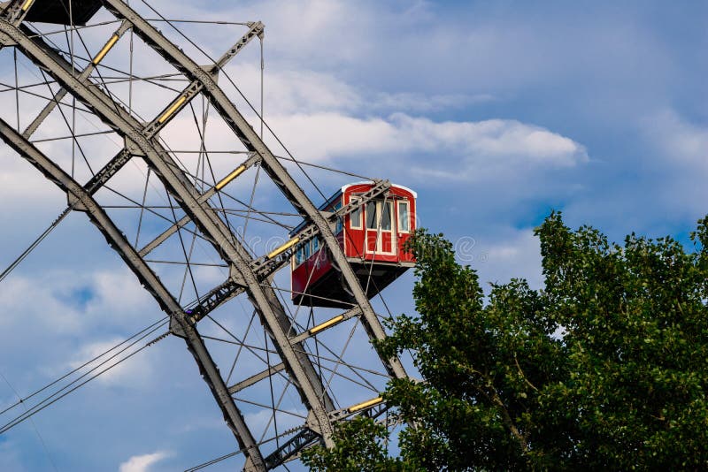 Ferris toczy wewnątrz plociucha, Wiedeń zdjęcie royalty free Ferris toczy wewnątrz plociucha, Wiedeń zdjęcie royalty free