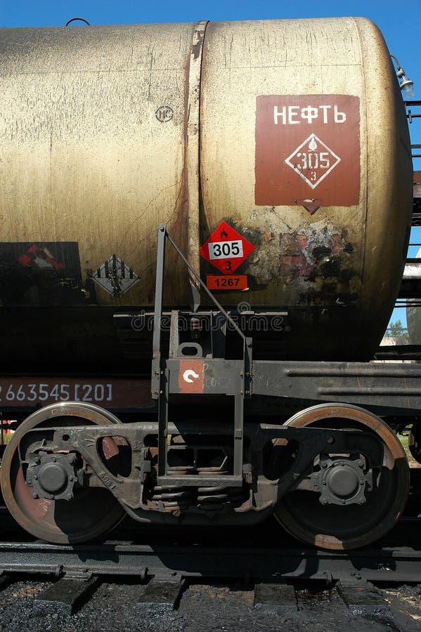 Ferrovie russe. Il carro armato con petrolio greggio