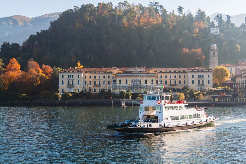 ferry travel in lake como