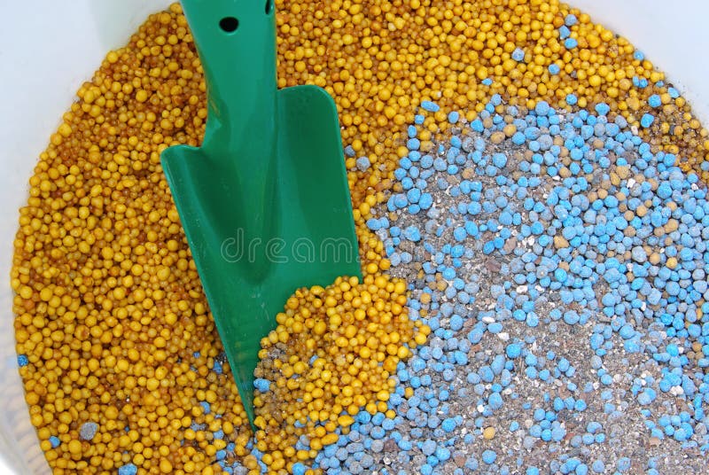 Fertilizzante Autunnale Per Conifere - 3 Kg, Minerale, Per Siepi E Alberi - Foto 7