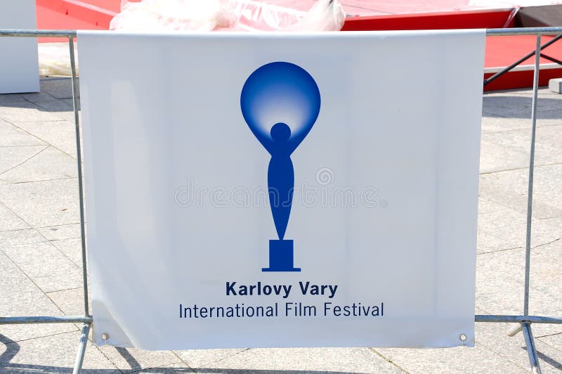 Festival de film international de bannière à Karlovy Vary photos libres de droits Festival de film international de bannière à Karlovy Vary photos libres de droits