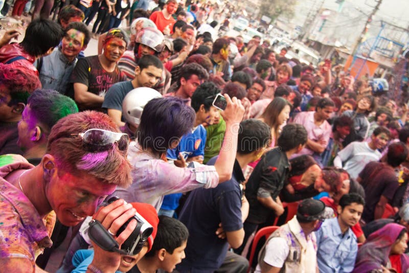 Festival di Holi (festival dei colori) nel Nepal immagine stock Festival di Holi (festival dei colori) nel Nepal immagine stock