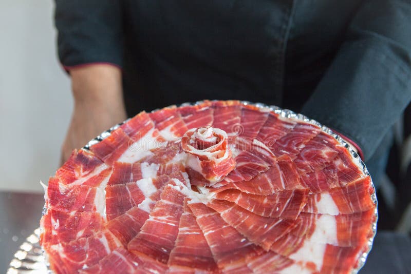 Fette di prosciutto spagnolo immagine stock Fette di prosciutto spagnolo immagine stock