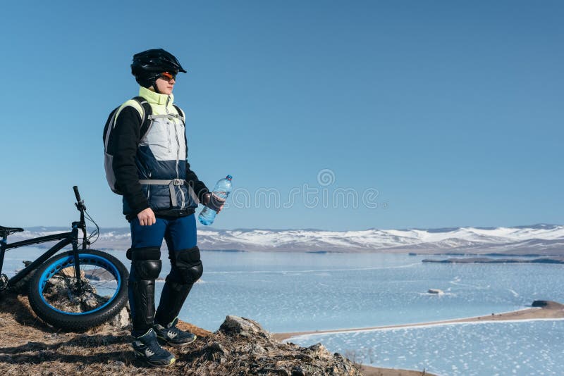 Fettes Fahrrad Fatbike oder Fettreifenfahrrad lizenzfreie stockfotografie Fettes Fahrrad Fatbike oder Fettreifenfahrrad lizenzfreie stockfotografie