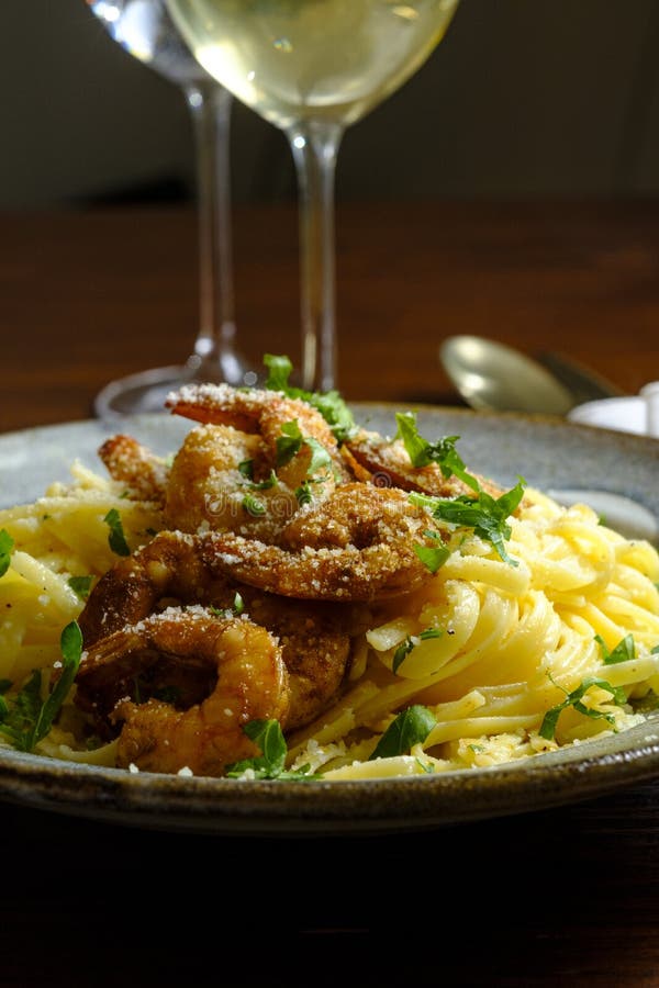 Fettuccine Alfredo Cajun Shrimp Stock Image - Image of padano, parsley ...