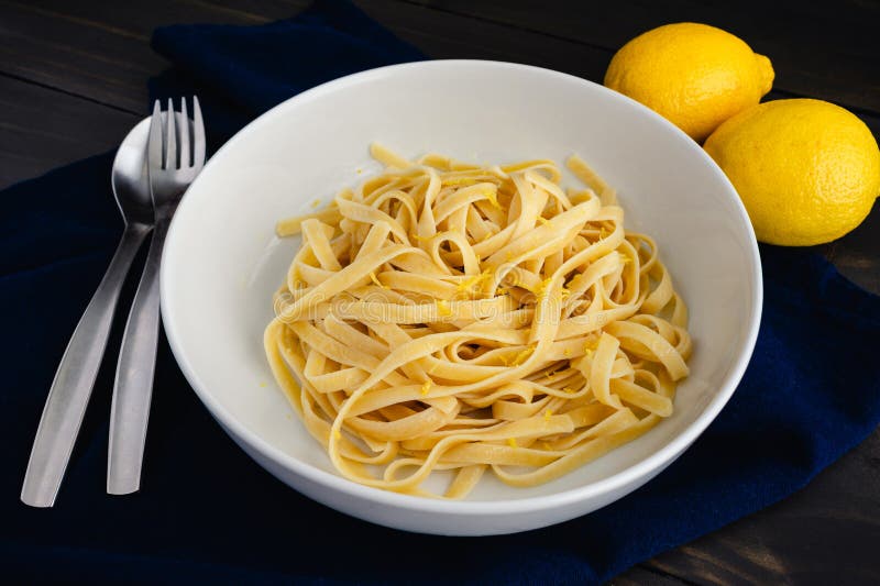 Fettuccine with LemonMascarpone Sauce in a Pasta Bowl Stock Image
