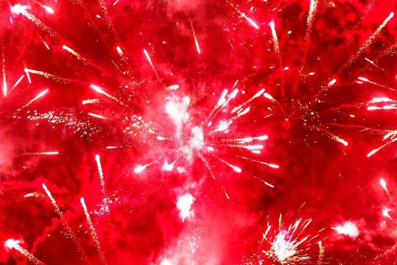 Feu d'artifice rouge lumineux image libre de droits Feu d'artifice rouge lumineux image libre de droits