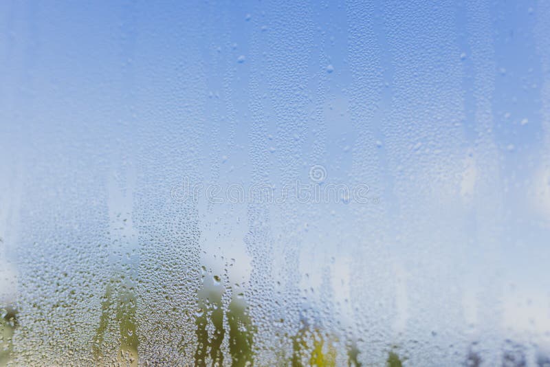 Feuchtigkeit An Einem Fenster Stockbild Bild von