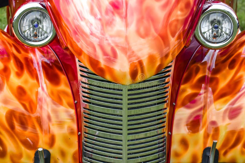 Feuer In Alten Fahrzeugen Gestrichen Stockbild Bild Von Auto Gemalt
