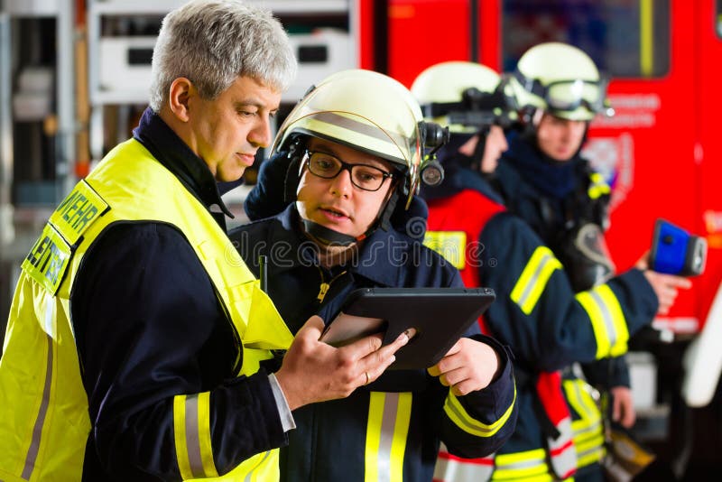 Feuerwehr-Entwicklungsplanung auf Computer lizenzfreie stockfotografie Feuerwehr-Entwicklungsplanung auf Computer lizenzfreie stockfotografie