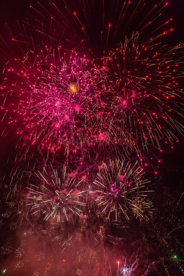 Feuerwerke lizenzfreie stockfotografie