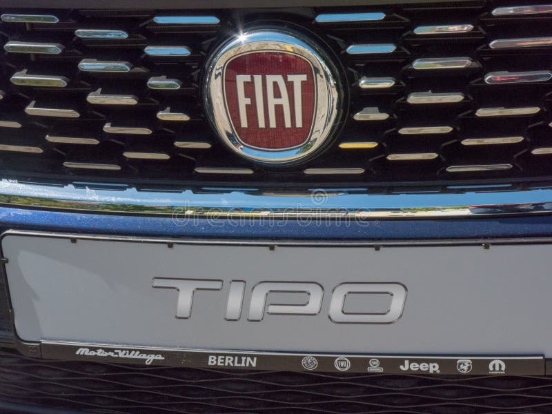 Fiat Tipo Logo Pin Badge Anstecker Emblem Tradition 