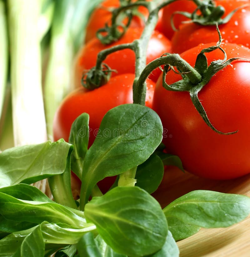 Field salad and tomatoes