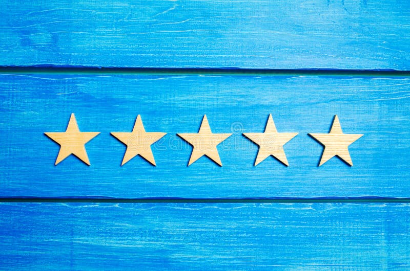 fifth star. Quality status is five stars. A new star, achievement, universal recognition.The critic determines the rating of the restaurant, hotel, institution. Quality mark