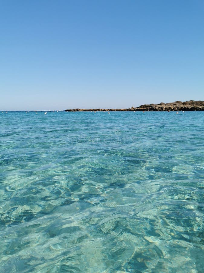 Fig Tree Bay Beach, Crystal Clear Water, White Sand at the Bottom ...