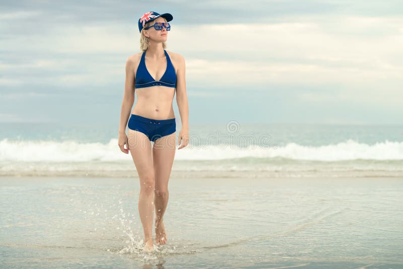 Fille australienne à la plage image stock Fille australienne à la plage image stock