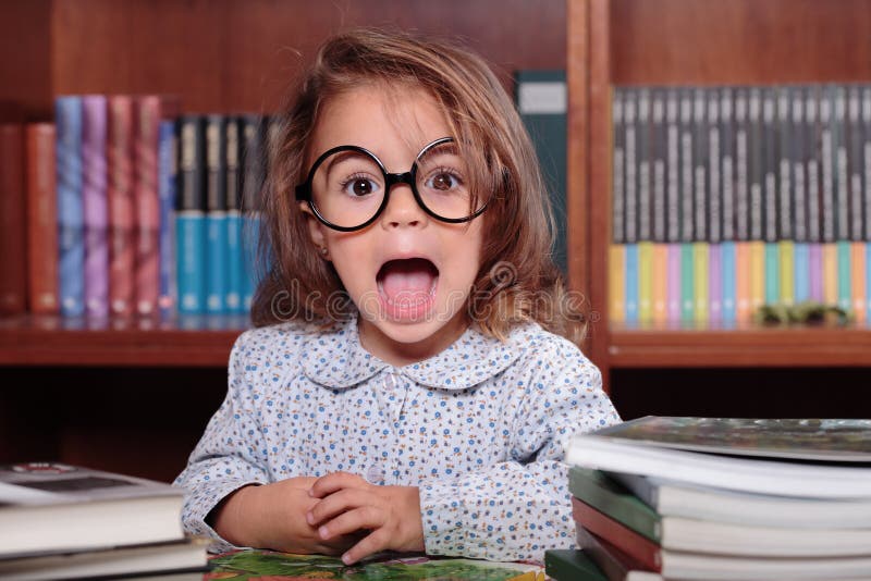 Fille criant photo stock Fille criant photo stock