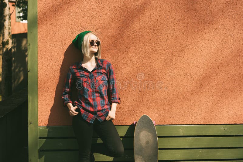 Fille et raie photo stock Fille et raie photo stock