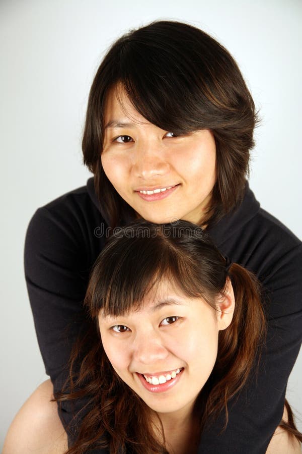 Filles Chinoises Asiatiques Douces Photo Stock Image Du Attirez