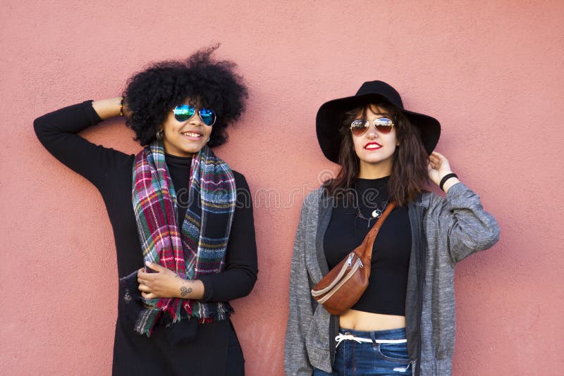 Filles de mode photo stock Filles de mode photo stock