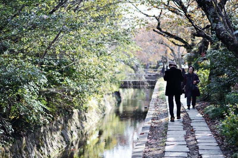 Filosofen går i Kyoto fotografering för bildbyråer Filosofen går i Kyoto fotografering för bildbyråer