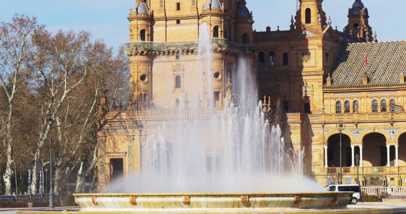 Fim da fonte de luz plaza de espana do sol de Sevilha acima de 4k spain