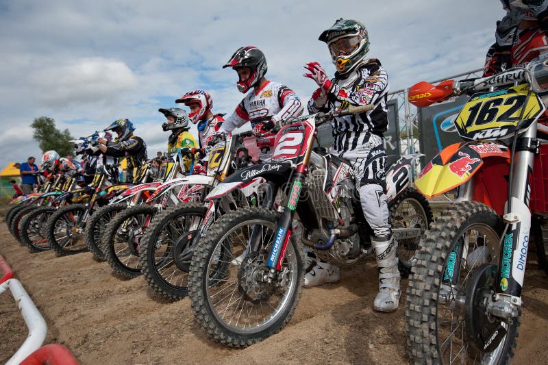 Moto Cross Ação — Fotografia de Stock Editorial © rebaisilvano #228223442