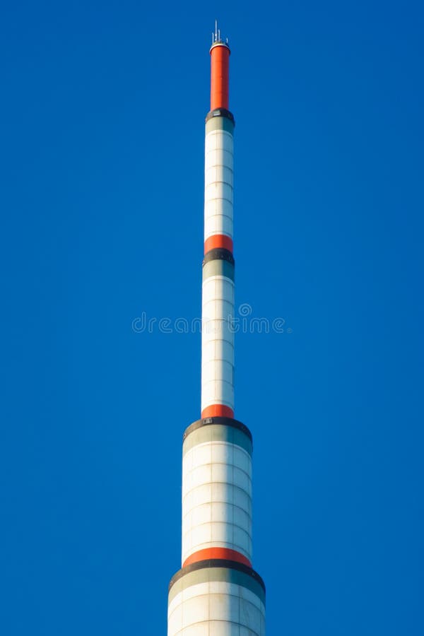 Forme En Gros Plan D'aileron De Requin D'antenne De GPS Sur Un Toit De  Voiture Pour La Radio Photo stock - Image du antenne, navigation: 146123900