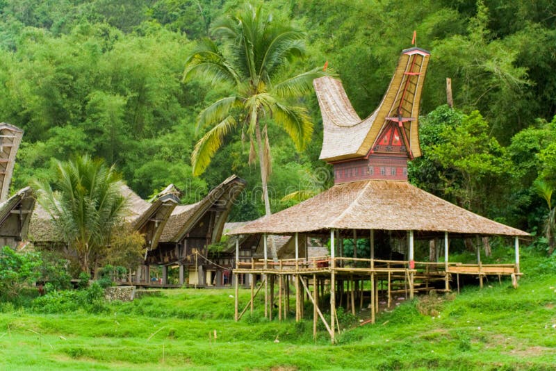 Fin de village de Tana Toraja de Chambre de bateau photos libres de droits Fin de village de Tana Toraja de Chambre de bateau photos libres de droits