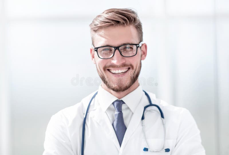 Fin vers le haut portrait d'un beau docteur supérieur photo libre de droits Fin vers le haut portrait d'un beau docteur supérieur photo libre de droits