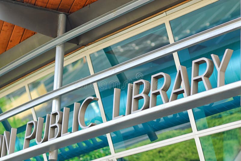 Finden Sie eine Fülle Betriebsmittel an Ihrer lokalen öffentlichen Bibliothek