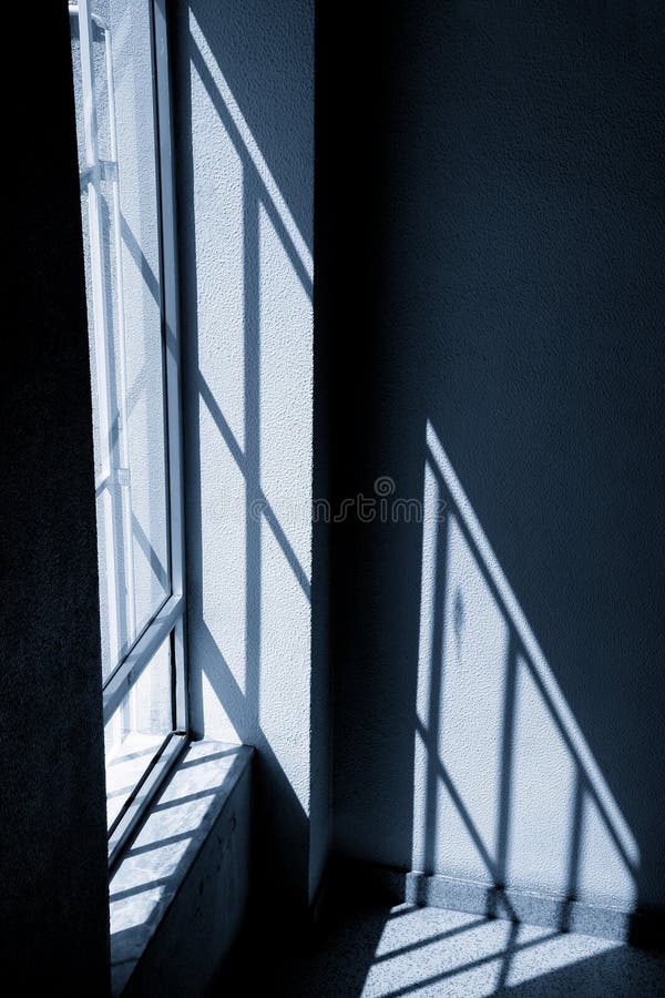 Finestra di indicatore luminoso fotografia stock libera da diritti Finestra di indicatore luminoso fotografia stock libera da diritti