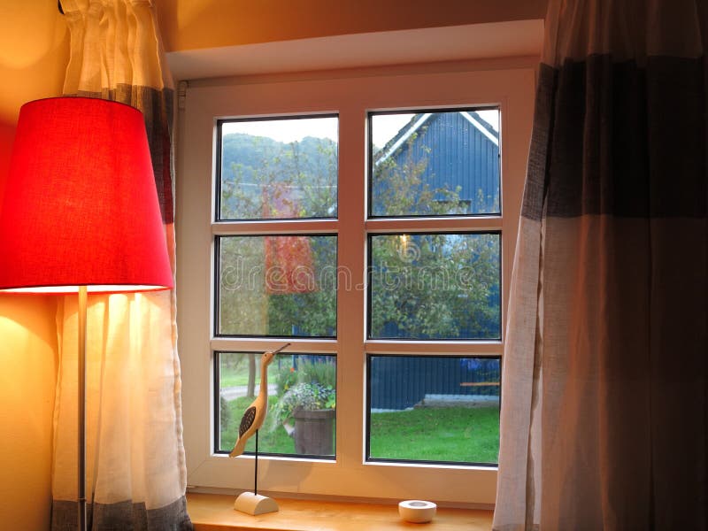 Finestre In Legno Con Doppi Vetri Immagini E Fotografie Stock Ad Alta Risoluzione - Foto 6