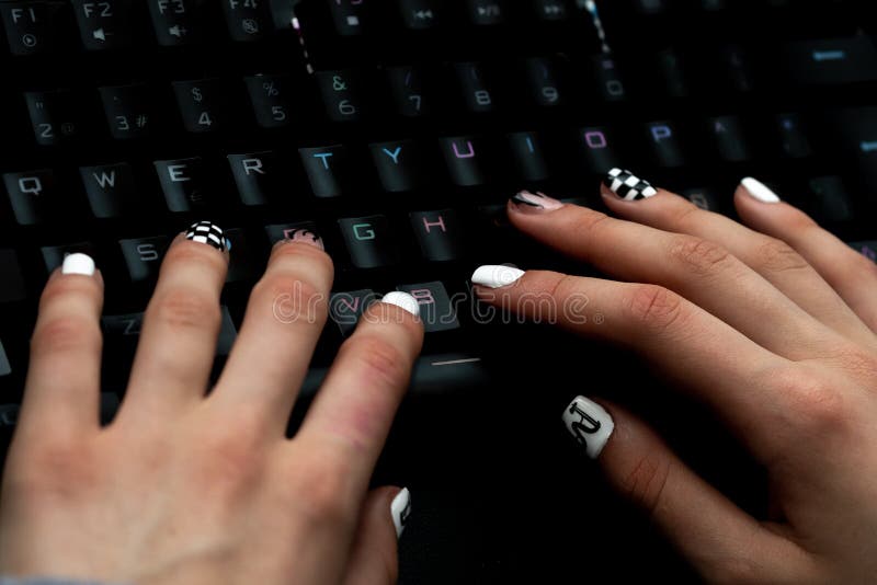 letter m on nails letter m on nails