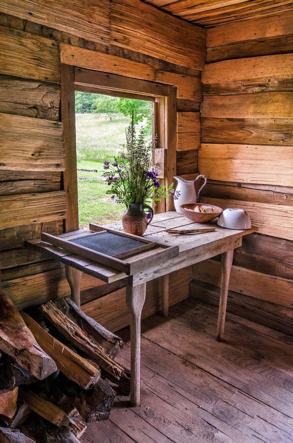 Finley Cabin, parco nazionale del Cumberland Gap fotografia stock libera da diritti Finley Cabin, parco nazionale del Cumberland Gap fotografia stock libera da diritti