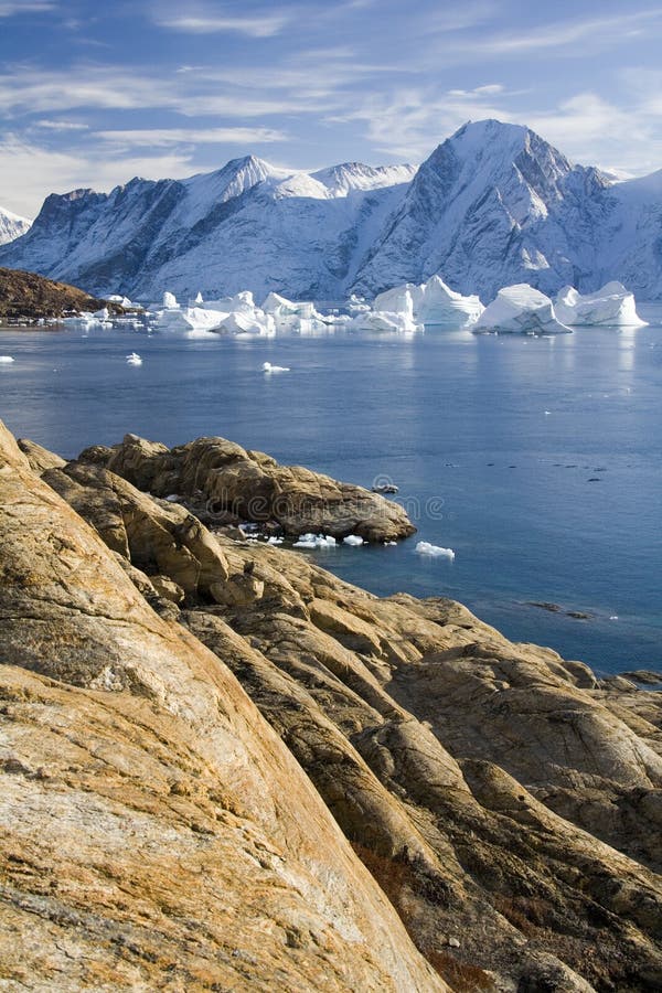 Fiordo di nord-ovest - Groenlandia fotografia stock libera da diritti Fiordo di nord-ovest - Groenlandia fotografia stock libera da diritti