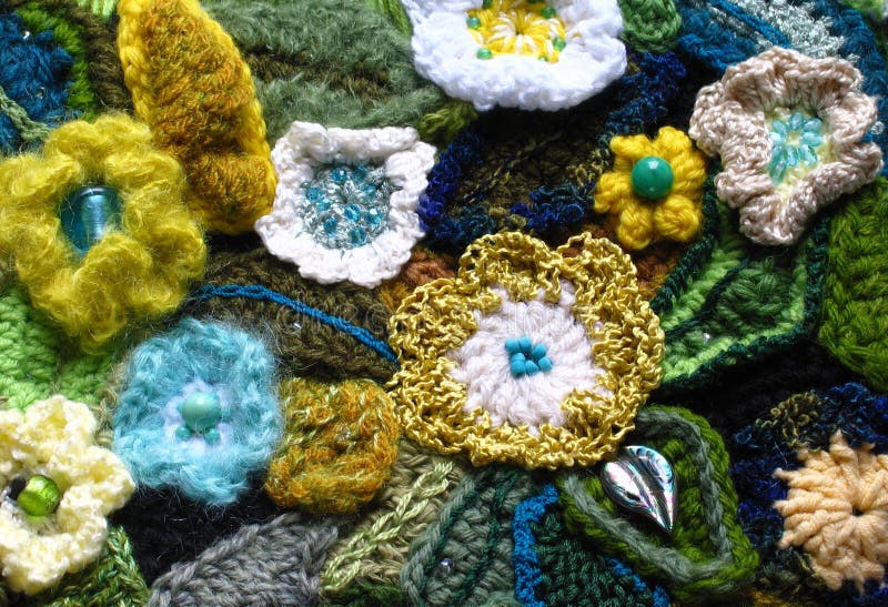Download Fiori del Crochet fotografia stock. Immagine di crochet - 221564