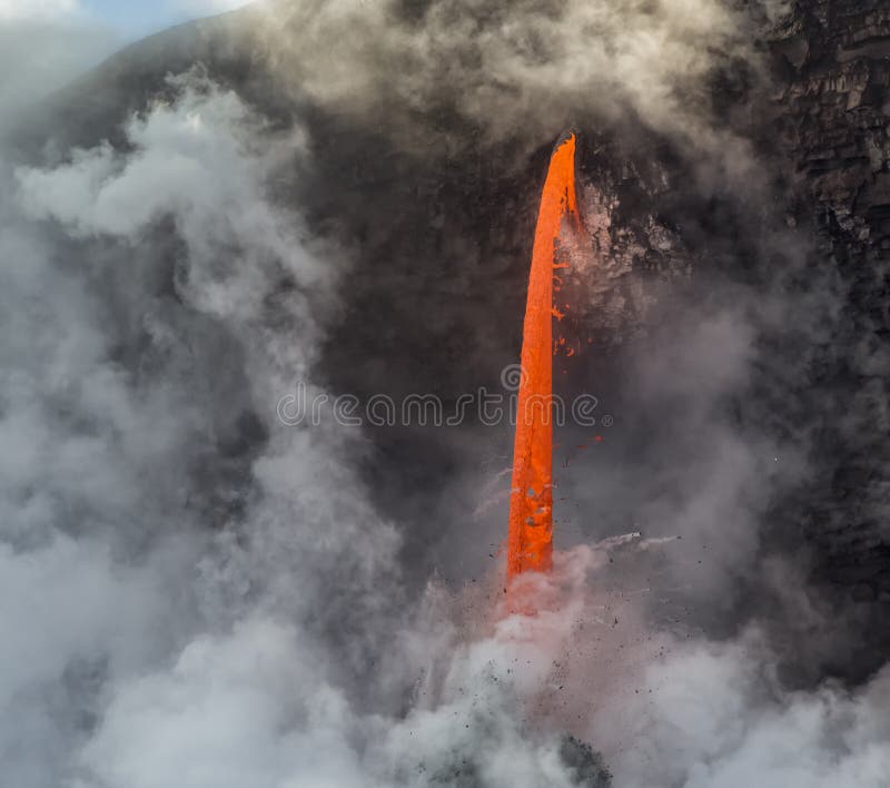 Požiarna hadica lávový prúd z Hawaiis Sopky Kilauea, Sopky národný Park, Národný Park Hawaii.