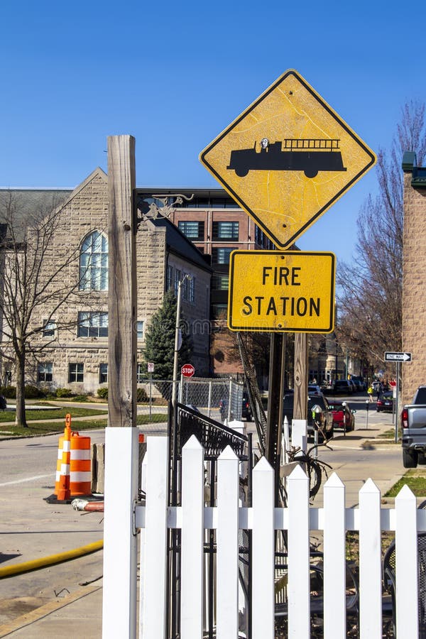 Fire Station House Crossing Sign Municipal Grade D.O.T Street Road W11-8SRA22RK 