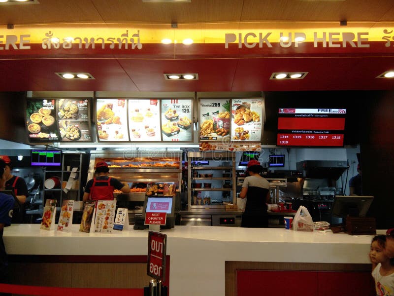 Với dịch vụ đặt món KFC online thuận tiện và nhanh chóng, bạn không còn phải bận tâm về việc phải đến nhà hàng trực tiếp để đặt hàng nữa. Hãy khám phá và đặt món ngay hôm nay!