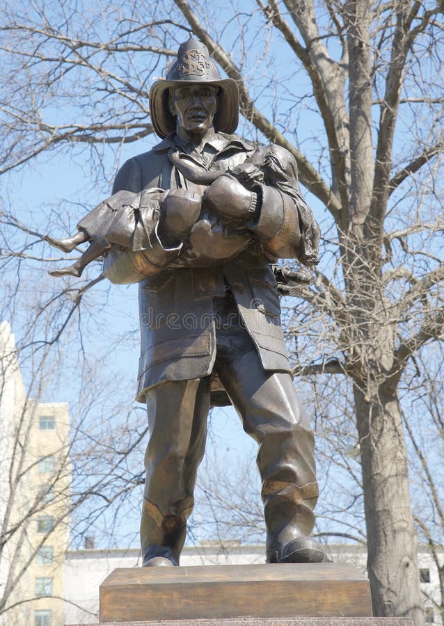Firefighter Tribute Statue St. Louis royalty free stock images Firefighter Tribute Statue St. Louis royalty free stock images
