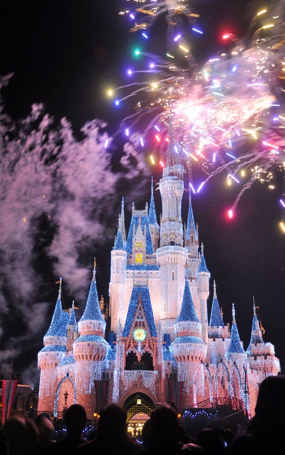 Fireworks At Disney Cinderella Castle Editorial ...